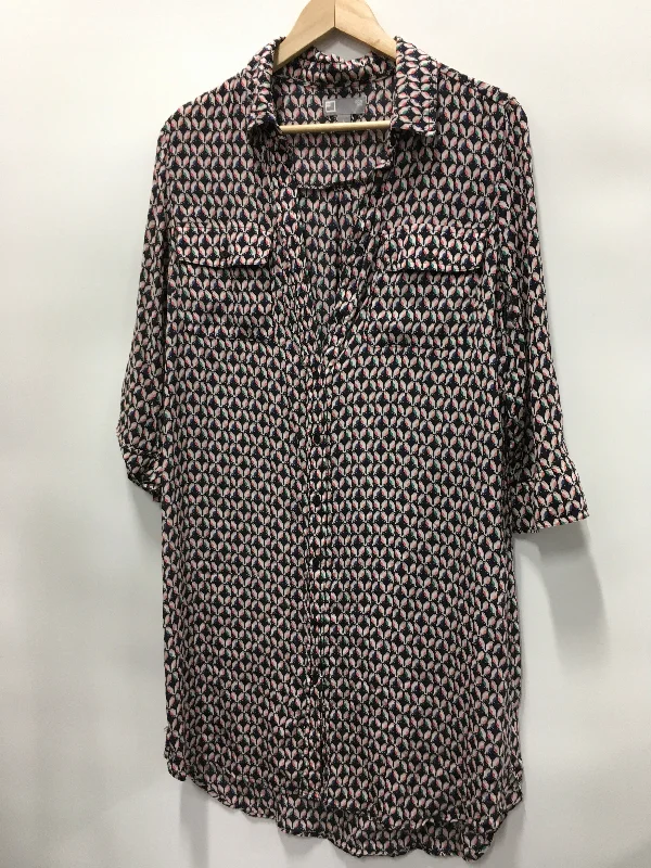 Dress Casual Short By Jcp In Multi-colored, Size: L