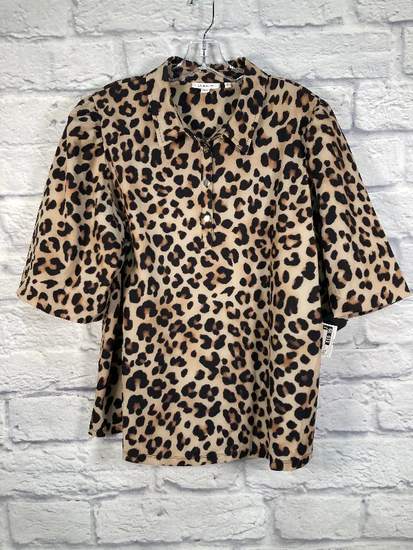 Top Short Sleeve By Chicos In Animal Print, Size: Xl