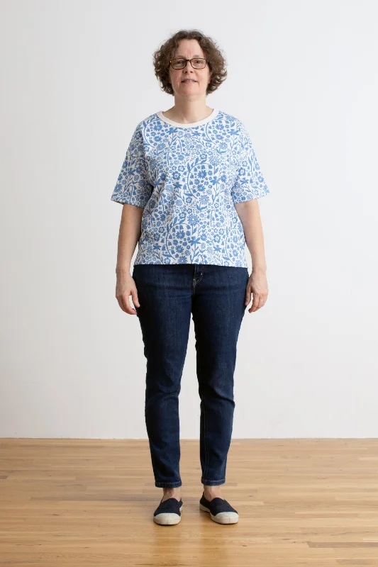 Women's Mia Top - Dutch Floral Delft Blue